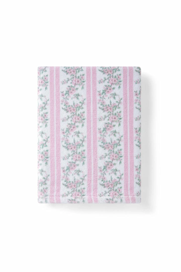 LoveShackFancy Marigold Wreath Bath Towel - PASTEL PEACH 3 LoveShackFancy Marigold Wreath Bath Towel - PASTEL PEACH