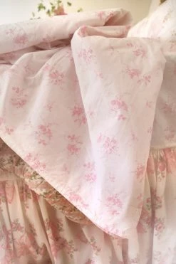 LoveShackFancy Pastiche De Bouquet Sheet Set Bedding 16 LoveShackFancy Pastiche De Bouquet Sheet Set Bedding